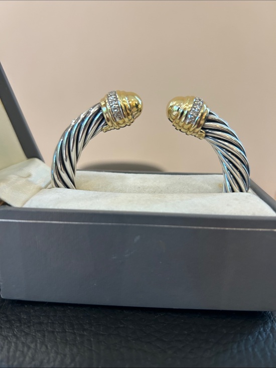 David Yurman Jewelry - David Yurman cable diamond hinge bracelet